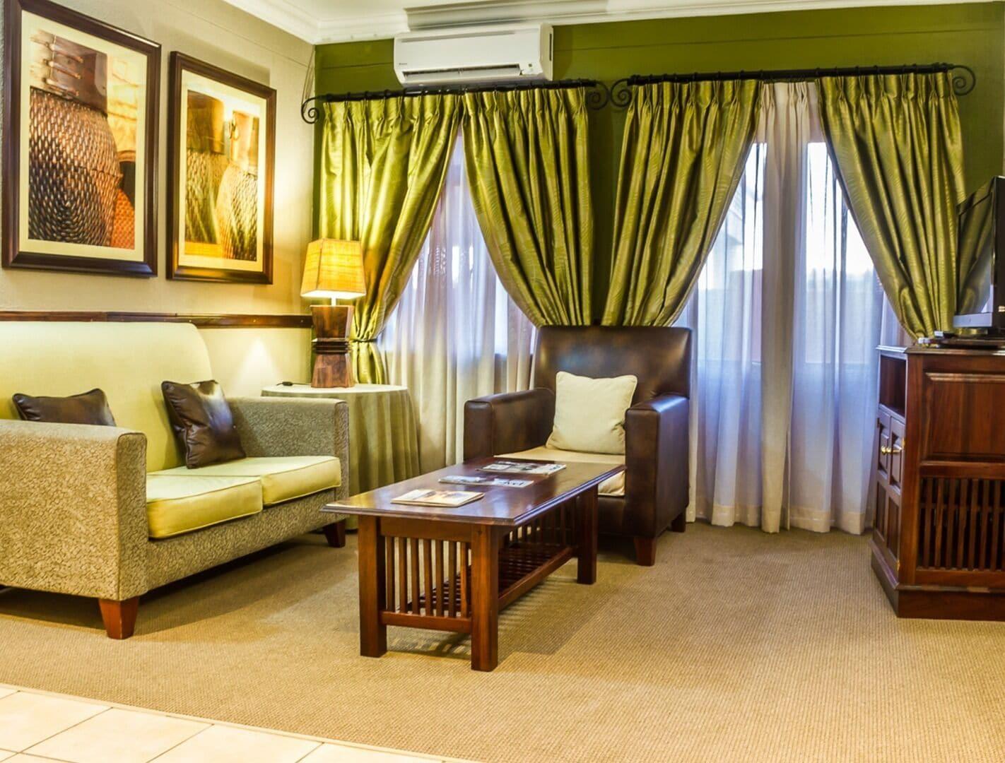 Peermont Mondior Hotel Gaborone Bagian luar foto